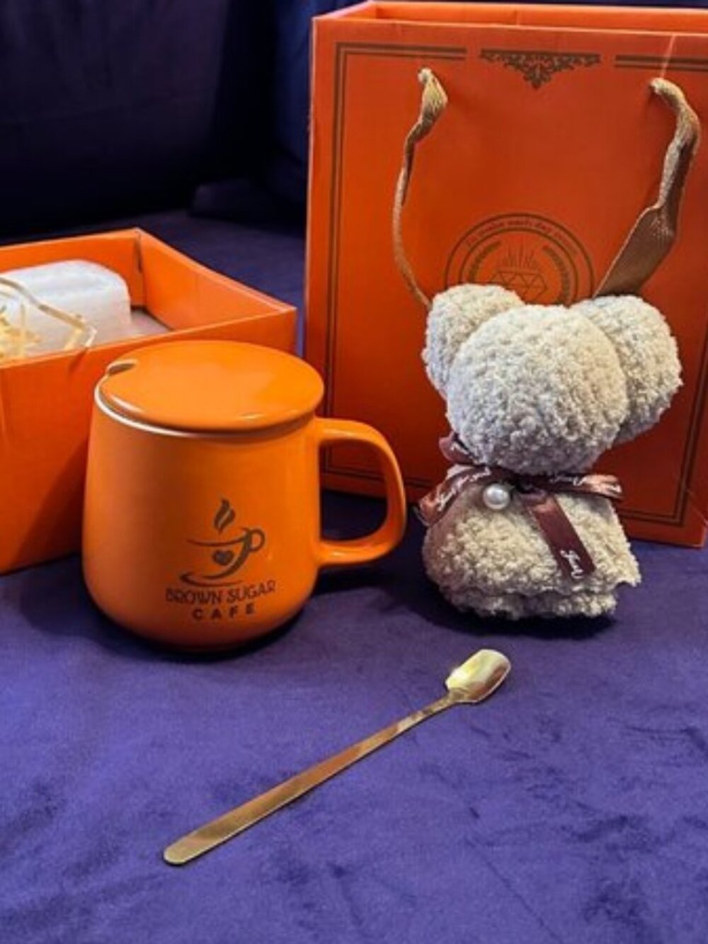 Tea cup, spoon and teddy bear towel set